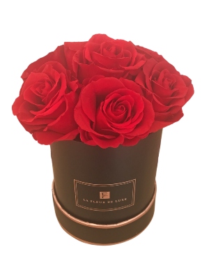 Bouquet of Red Roses That Last a Year in a X-Small Round Box